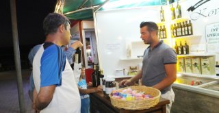 Burhaniyede Zeytinyağına Gece Pazarı