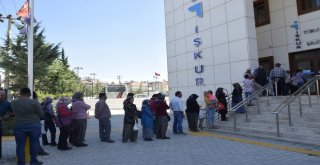 İş Kur Da İş Kuyruğu