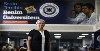 “Nadide Hayat” Öyküsü, İaüden Çıktı