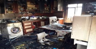 Yarım Asırlık Ev Küle Döndü