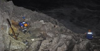 Sevgilisinden Ayrılan Genç, Çıktığı Kayalıklarda Teselliyi Afad Ekiplerinde Buldu