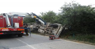 Tankerde Sıkışan Sürücü 4 Saatte Kurtarıldı