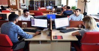 Başkan Tunadan Nikah Kıymasını İsteyen De Var, Bilgisayar İsteyen De