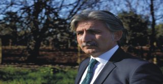 Yüreğir Kaymakamı Fatih Genelin Kitabı: “Az Daha Çoktur” Tükendi