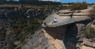Safranbolulu Sanatçı Tehlikeli Taş Terasta Şarkısına Klip Çekti