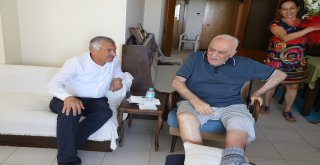 Voleybolun Duayenine Karalardan Ziyaret