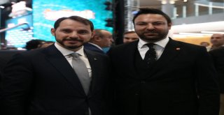 İş Adamı Samut, Hedef 2023 Büyük Türkiye Zirvesine Katıldı