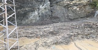 Adıyamanda Şiddetli Yağış Heyelana Neden Oldu