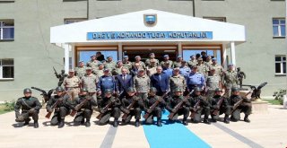 Milli Savunma Bakanı Akarın Hakkari Ziyareti