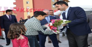 Bakan Kurum Tarihi Van Evlerinin Açılışını Gerçekleştirdi