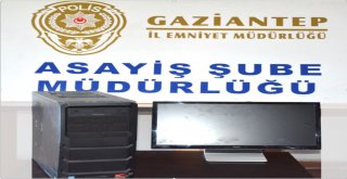 Tespih Hırsızı Güvenlik Kamerasından Yakalandı