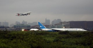 Filipinler Dışişleri Bakanı: Gövdesi Üzerine Düşen Uçakta Can Kaybı Olmaması Tek Tesellimiz