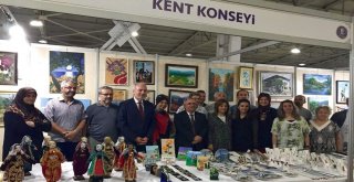 Sanatçıların Karma Sergisine İlgi