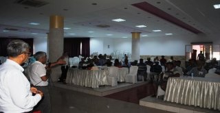 Seracılar Domates Güvesine Karşı Bilgilendirildi