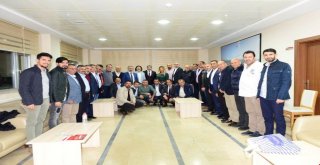 Vali Bilmez, Büyük Şehirlerdeki Ardahanlı İş Adamlarıyla Toplantıda Bir Araya Geldi