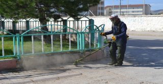 Şuhut Belediyesi Bayram Hazırlıklarına Devam Ediyor