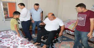 Şarapnel Parçası Sonrası Felç Kalan Iraklı Adama Akülü Sandalye