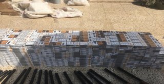 Tsk, Hakkaride Kaçakçılardan Ele Geçirilen Silahların Fotoğraflarını Paylaştı