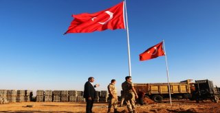 Suriye Sınırına 9. Dev Türk Bayrağı Dikildi