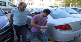 Kavgayı Ayıran Polisi Kazara Bıçaklayan Iraklı Tutuklandı