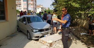 Allaha Emanet Kavşakta Çocuklar Ölümden Döndü