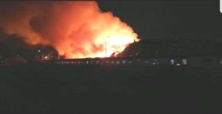 Yolcu Treni Alevlerin İçinden Geçti