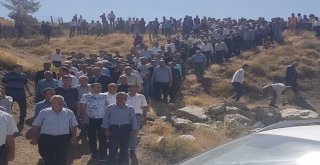 Vandaki Feci Kazada Hayatını Kaybeden 3 Kişi Hakkaride Toprağa Verildi