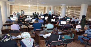 Başkan Yazgı, Halk Gününde Vatandaşları Dinledi