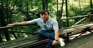 Yavru Ayıyı “Gel Oğlum Buraya Diyerek Çağıran Vatandaş Sosyal Medyada İlgi Odağı Oldu