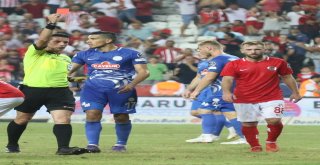 Süper Lig Hırçın Başladı