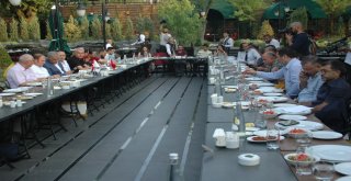 Öz İplik-İş Sendikası Genel Başkanı İnanç Basın Mensuplarıyla Buluştu