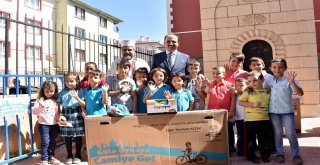 Başkan Altay, Çocukların Bisiklet Mutluluğuna Ortak Oldu