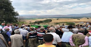 Piknikten Dönerken Kazada Hayatını Kaybedenler Defnedildi