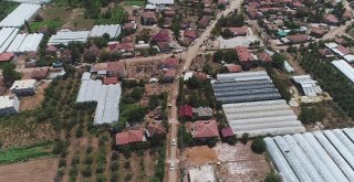 Selle Sarsılan Çiftçi Yaralarını Sarmaya Çalışıyor