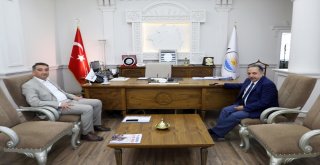 Vali Yardımcısı Parlaktan Büyükşehir Belediyesine Veda Ziyareti