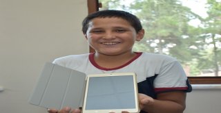 Başkan Bozkurt Başarılı Öğrenciye Verdiği Sözü Yerine Getirdi