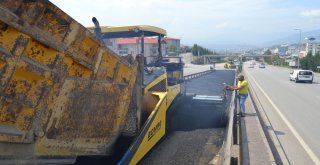 Bozuk Yollarda Asfalt Çalışmaları Sürüyor