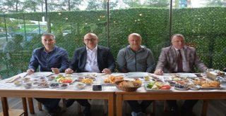 Manisa Bbsk Yönetimi Kahvaltıda Buluştu