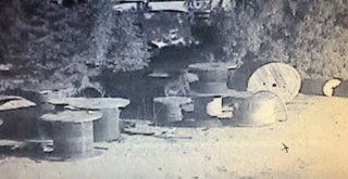 Makaradaki Bakır Kabloları Sökerken Suçüstü Yakalandılar