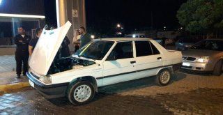 Seyir Halindeki Otomobil Alev Aldı